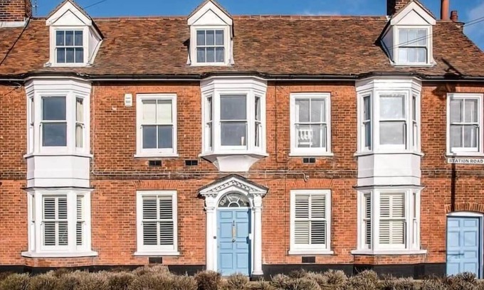 Martlesham Heath House | Quay House, Woodbridge (Air Manage Suffolk)