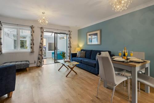 Exeter House | Quay Retreat - Short Stays UK Ltd
