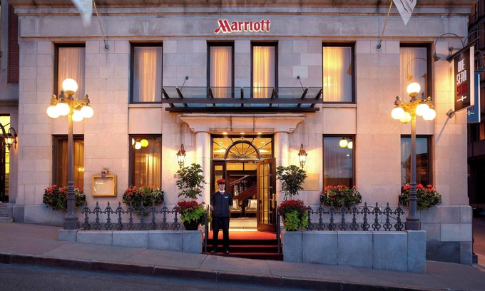 Saint-Jean Street Hotel | Quebec City Marriott Downtown
