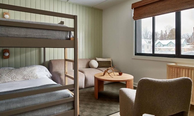 Lake Placid Hotel | Queen Bunk Room l Family-Friendly & Stylish at Bluebird Lake Placid