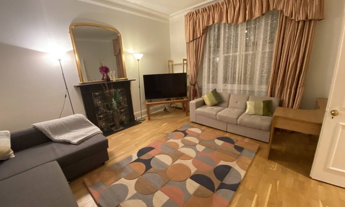 South Kensington Apartment | Queen’s Gate ‘s best kept secret