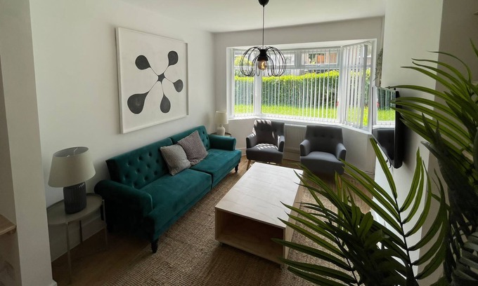 Newport House | Queens Croft Mews
