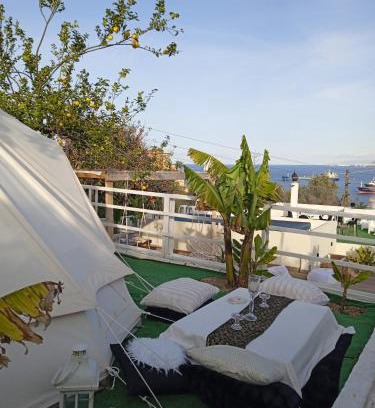 Malevizi Other | Queens Luxury Glamping