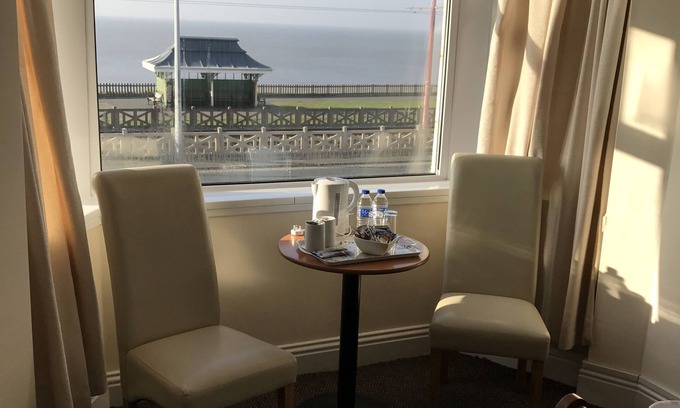 Bispham Hotel | Queens Plaza Hotel