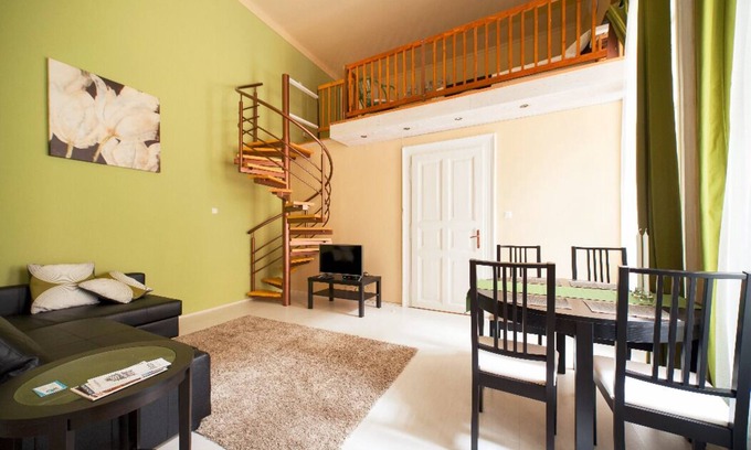 Erzsebetvaros Apartment | Quiet 2 bedroom apartment near parks, bars and sights — great location!