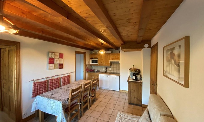 Cohennoz Apartment | Quiet 3-Bedroom Apartment with Terrace, Garage, Near Slopes