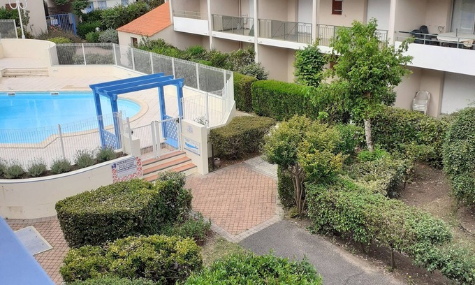 Saint-Jean-de-Monts Apartment | QUIET APARTMENT IN SECURE RESIDENCE WITH SWIMMING POOL AND PRIVATE PARKING