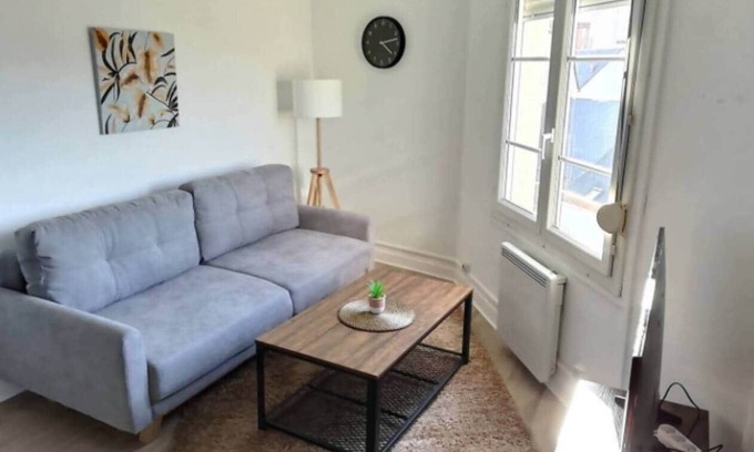 Nord - Gare Apartment | Quiet apartment *free parking *Center & train station