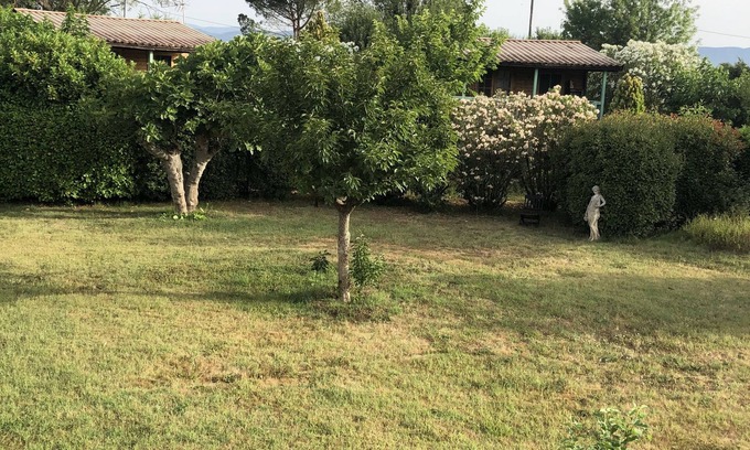 Roquebrune-sur-Argens Ski Chalet | Quiet chalet 10 minutes from the beach
