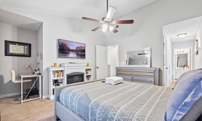 McDonough House | Quiet & Clean Family Home