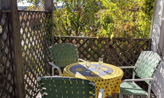 Southwest Harbor Apartment | Quiet cottage in the garden