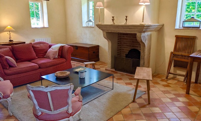 Terminiers Cottage | Quiet country house with large private garden