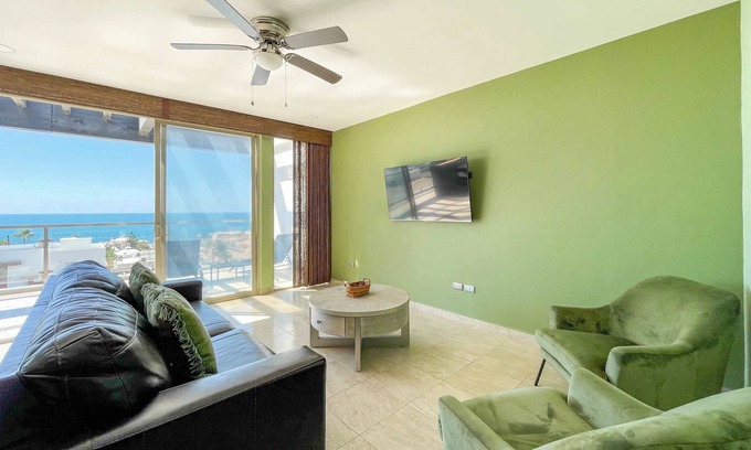 Las Conchas Condo | Quiet Cozy Getaway with Stunning Ocean View #508