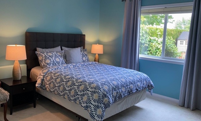 Brighton House | Quiet & cozy private suites 2 bedroom/3beds/1 bathroom separated entrance