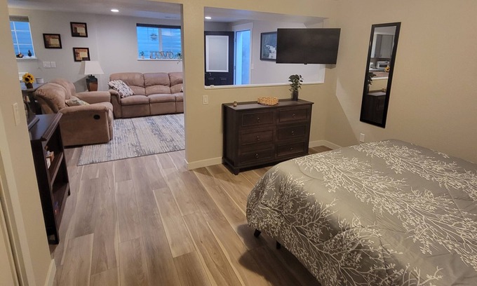 Coeur d'Alene Apartment | Quiet, cozy, well-lit basement studio in a peaceful Coeur d'Alene neighborhood