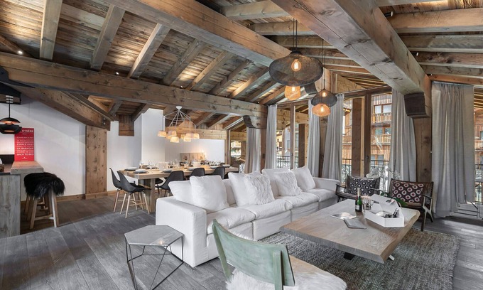 Val-d'Isere Apartment | Quiet duplex with parking and WiFi in Val d'Isère