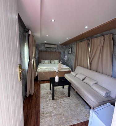 Hatta Other | Quiet Farm Caravan