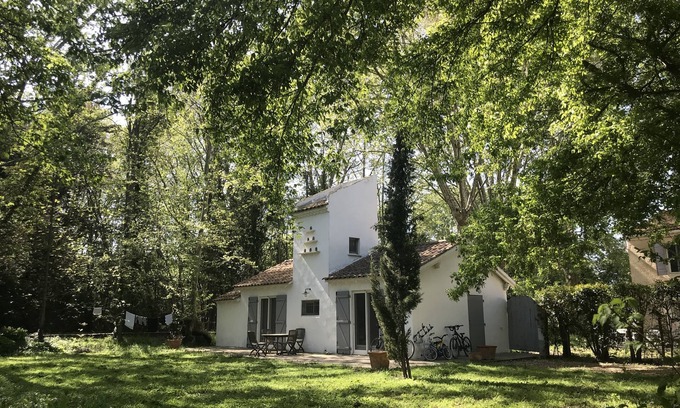 Saintes-Maries-de-la-Mer House | Quiet cottage for 2-4 people in the countryside in the Camargue