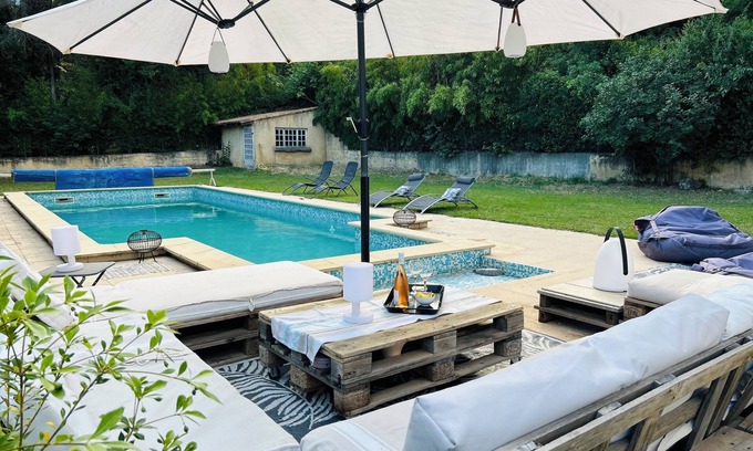 Rochefort-du-Gard House | Quiet house not overlooked, air-conditioned on wooded and enclosed grounds - Parking.