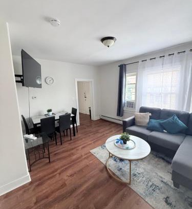 Fall River House | Quiet private room
