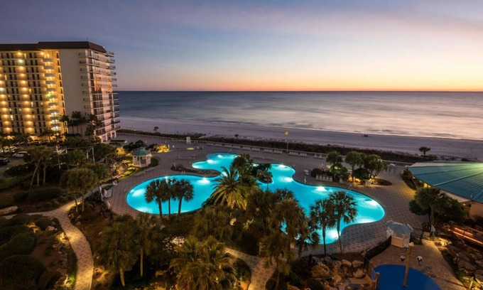 Panama City Beach Villa | Quiet-Relaxing-Modern-Sleeps 8-Walk to the Beach!