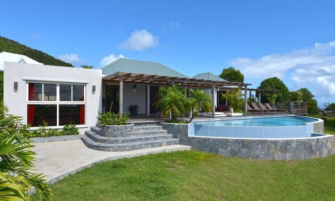 Vitet House | Quiet & Relaxing Villa Evan, WIFI, Pool, BBQ
