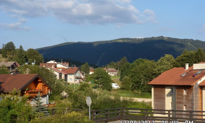 Les Rousses Apartment | Quiet residence with closed garage + parking, Close to shops and services