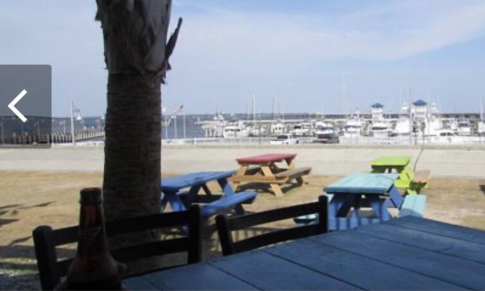 Waveland Cottage | Quiet small Cottage , 5 minutes from the beach!