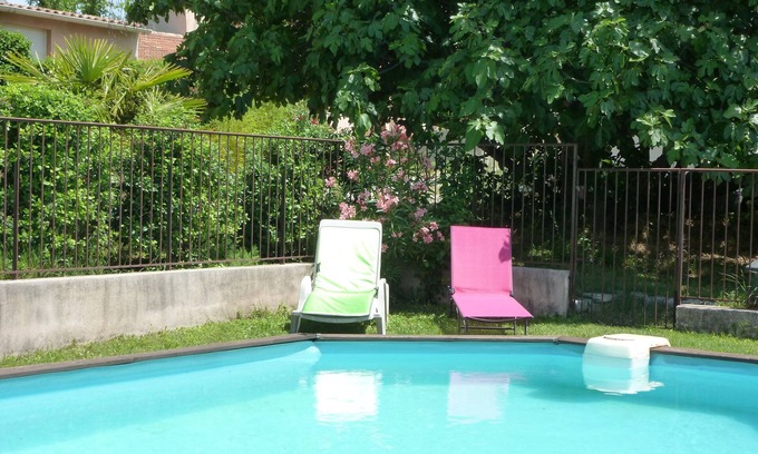Meyreuil Apartment | Quiet studio in the countryside of Meyreuil