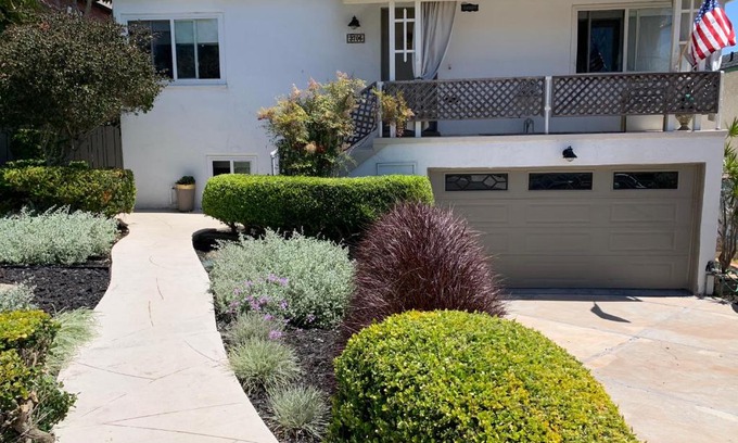 Coastal San Pedro House | Quiet3BD2BABikesDeckGarageLaundry