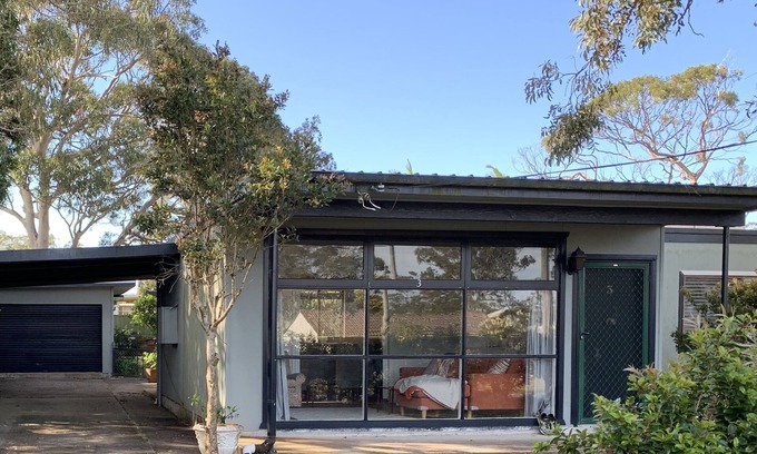 Culburra Beach House | Quintessential Aussie holiday home nested between beach and bay.