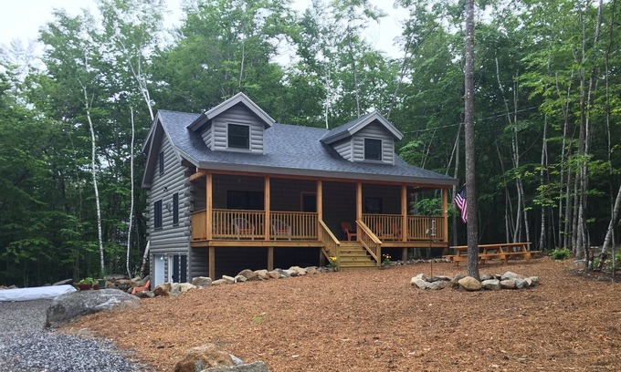 Standish Cabin | Quintessential Frye Island on beautiful Sebago Lake