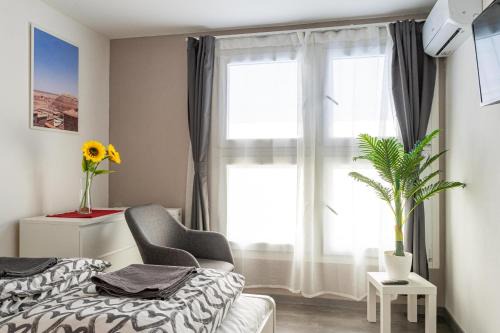 Palace District Apartment | RÁKÓCZI 4 BEDROOM CENTRE APARTMENT