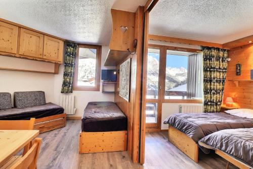 Meribel-Mottaret Apartment | Résidence Creux De L Ours D - JOLI STUDIO DIVISIBLE, BELLE VUE SUR LES PISTES, SKIS AUX PIEDS, PROCHE DES COMMERCES MAE-9704