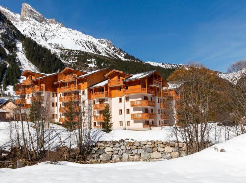 Pralognan-la-Vanoise Apartment | Résidence Goélia Le Blanchot