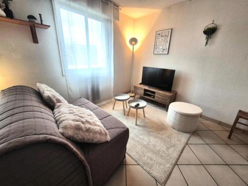 Aix-les-Bains City Center Apartment | Résidence Le Comte Vert - Dans quartier annimé, studio proche de la gare ! MAE-7294