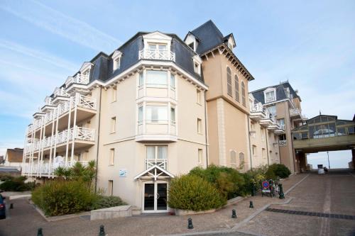 Courtoisville-Sillon-Moka Apartment | Résidence Neptunia