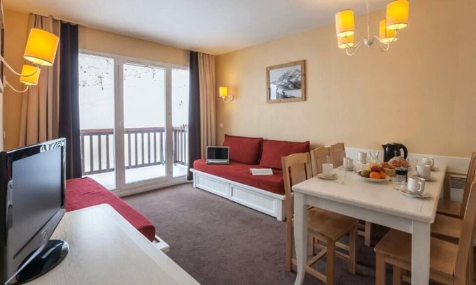 Valmeinier Apartment | Résidence Pierre & Vacances Le Thabor - Apartment for 6 people - 1 bedroom + 1 sleeping area