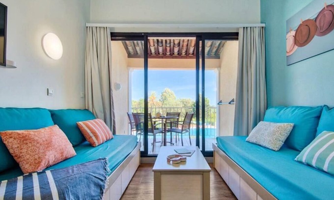 Les Restanques Apartment | Résidence Pierre & Vacances Les Parcs de Grimaud*** - Apartment for 4 people - 1 bedroom - Terrace or balcony