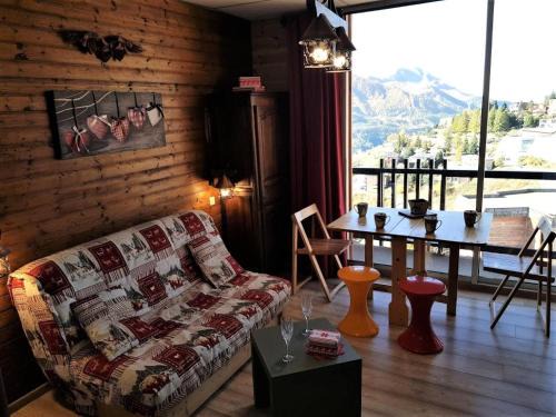Orcieres-Merlette Apartment | Résidence Vallonpierre A - Studio cabine 4 personnes MAE-2818