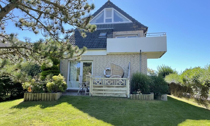 Borkum Apartment | Rückzug in die Natur: Gemütliche Ferienwohnung an den Borkumer Dünen