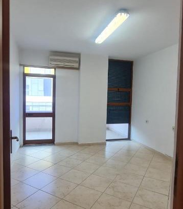 Tirana Apartment | R&R