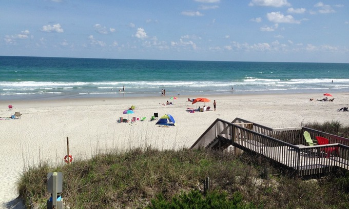Topsail Beach House | R & R's EDEN - Cozy home by the Beach on Topsail for REST AND RELAXATION!n