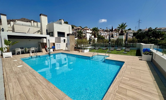 Nerja Apartment | R1379 El Capistrano 21 | sleeps 4