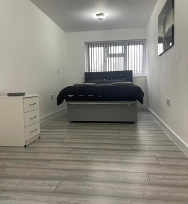 Coventry House | Radford Serviced Accommodation