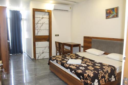 Vrindavan Hotel | Radha krishna spiritual stay