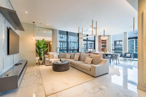 Al Wasl Apartment | Radiant 2BR with Assistant Room at Citywalk Residential Building 7, Al Wasl by Deluxe Holiday Homes