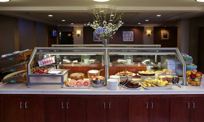 Trevose Hotel | Radisson Hotel Philadelphia Northeast