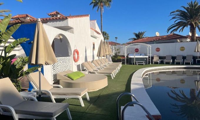 Maspalomas Resort | Rainbow Golf Bungalows, Gay Men-only Resort