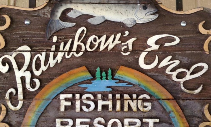 Pinetop-Lakeside Resort | Rainbows End Fishing Resort